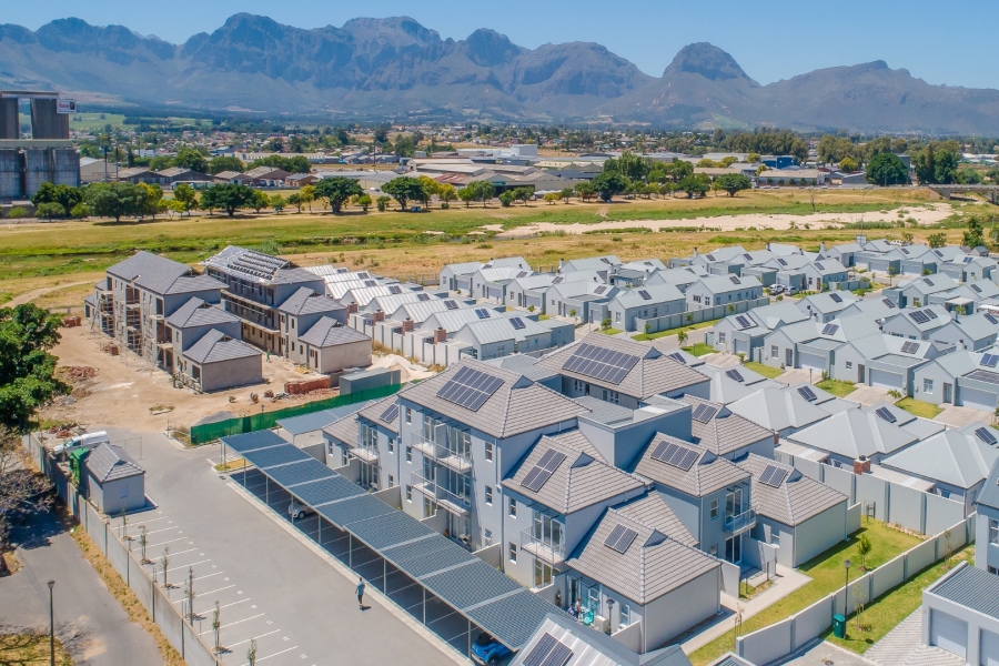 To Let 2 Bedroom Property for Rent in Honeydew Country Estate Western Cape